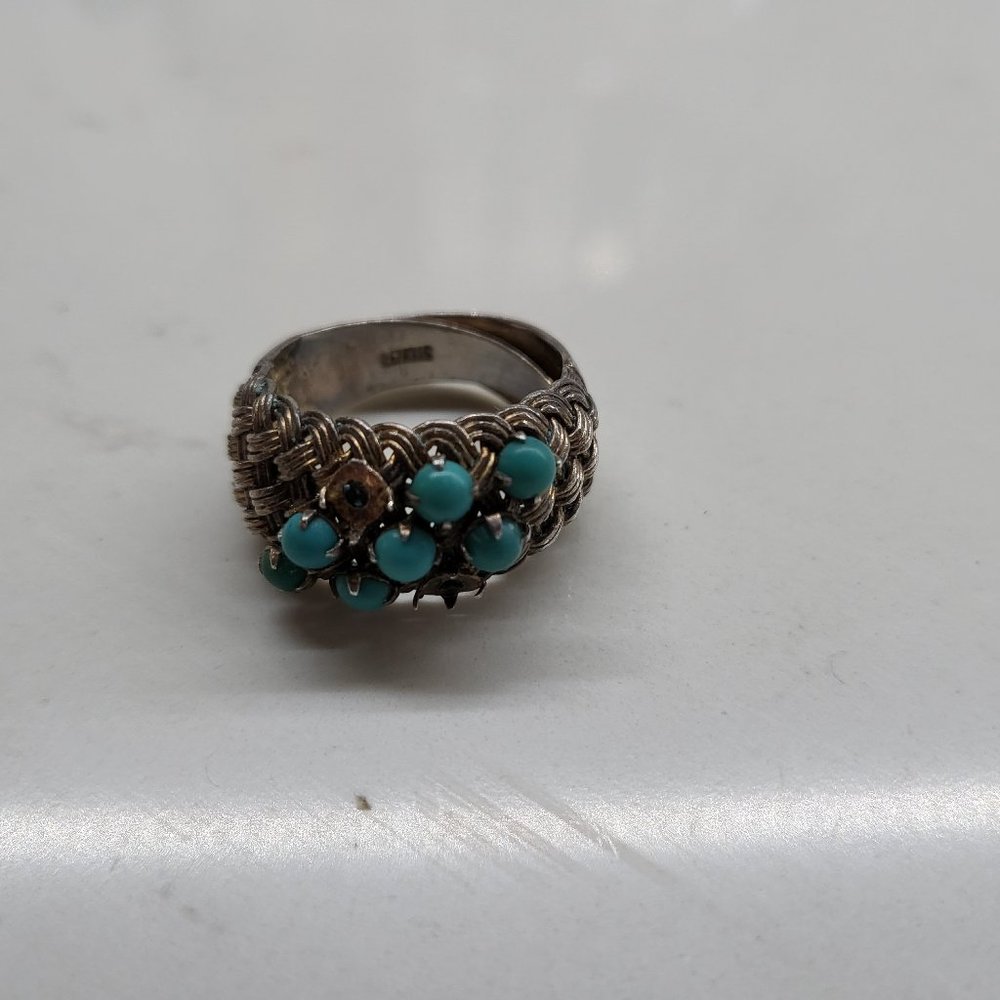 Turquoise silver ring